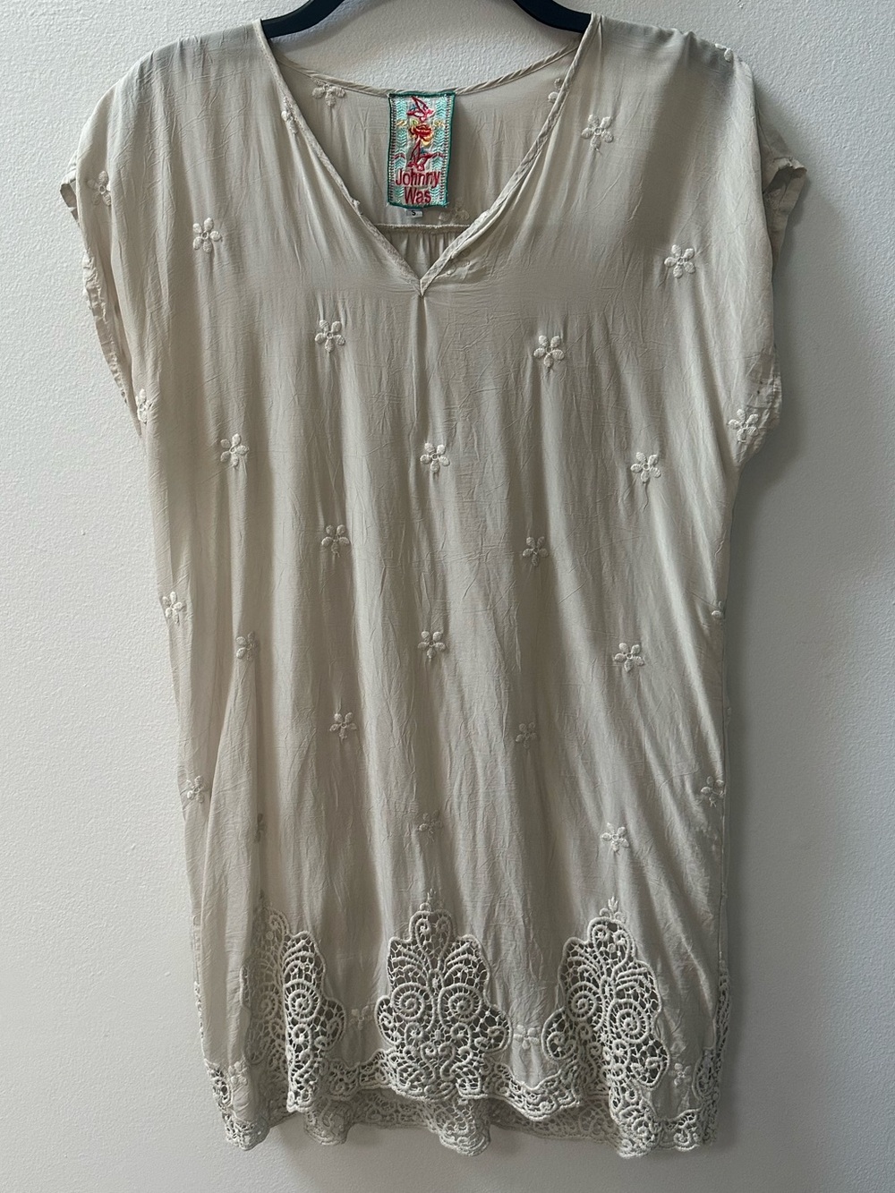 Johnny Was Embroidered Crochet Lace Hem Tunic Top Size S
